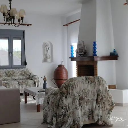 κυκλαδίτικη μεζονέτα, 9 λεπτά από την χώρα, με θέα Сasa de vacaciones Galanado