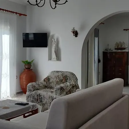 κυκλαδίτικη μεζονέτα, 9 λεπτά από την χώρα, με θέα * Galanado
